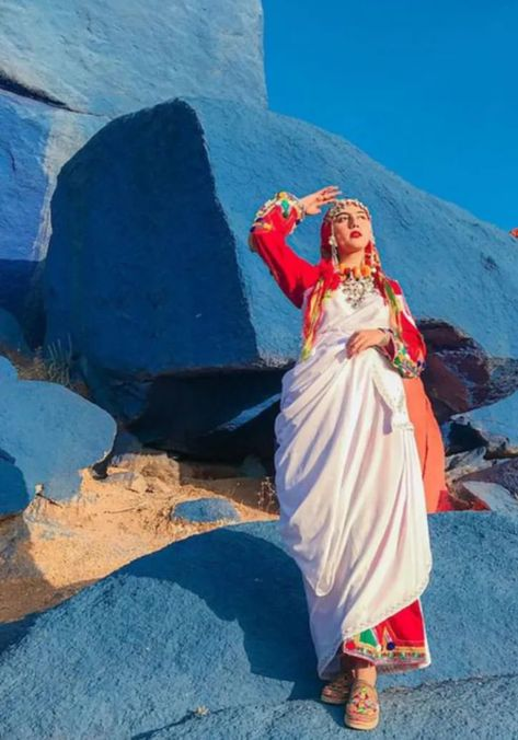 The Colorful World Of Traditional Moroccan Amazigh Clothing